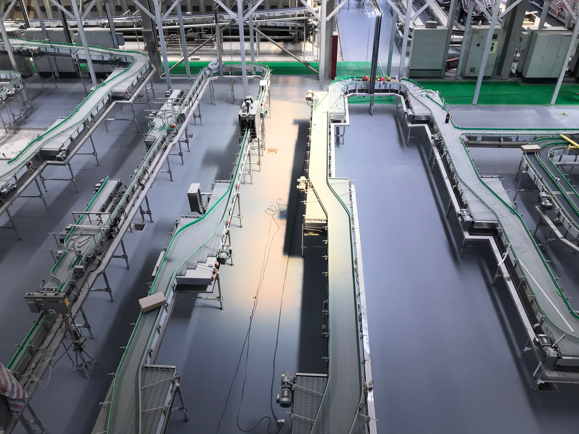 UQESH ®HF-V 0.08-0.15mm Solvent-free ultra-wear-resistant polyurethane finish (matte effect)